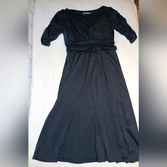 Alisa Pan Black Full Skirt Dress Ruched Sleeves Sz 10 EUC - Picture 1 of 5